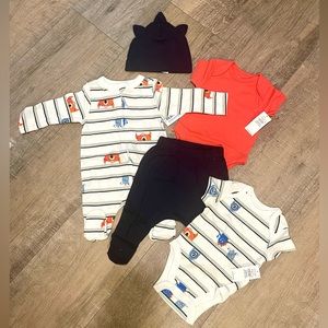 🌟 NWT Unisex Baby Outfit & Pajama Set Monster Print Newborn